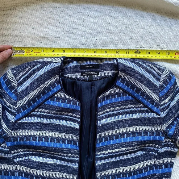 RW&Co Striped Tweed Blue Striped Open Front Cropped Blazer Jacket Size 2 - Picture 11 of 13